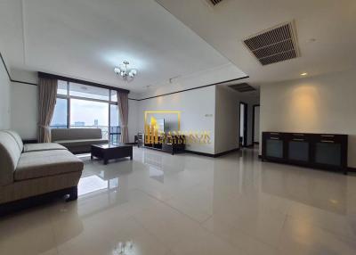 2 Bedroom For Rent in All Seasons Mansion Ploenchit