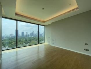 Sindhorn Tonson  1 Bedroom Condo For Sale in Chidlom