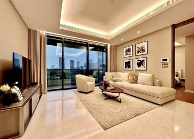 Sindhorn Tonson  1 Bedroom Condo For Sale in Chidlom