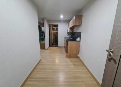 Airport Home Condo for rent