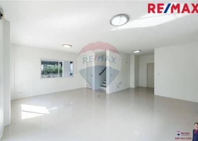 241 Sqm., 4 Beds Townhouse listed for ฿ 7,490,000.