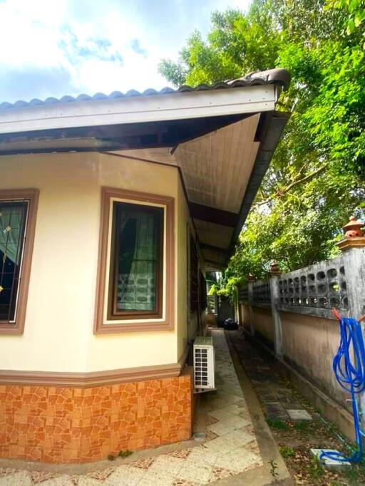 Nice 4-bedroom house in East Pattaya