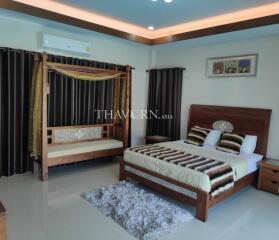 House For sale 4 bedroom 280 m² with land 480 m² in Baan Dusit Pattaya Hill, Pattaya