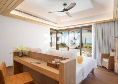 ABSOLUTE BEACHFRONT VILLA NATAI BEACH