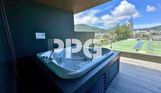 ONE BEDROOM SEAVIEW DUPLEX WITH JACUZZI IN PATONG BEACH