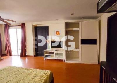 2 BEDROOMS CONDO IN PATONG