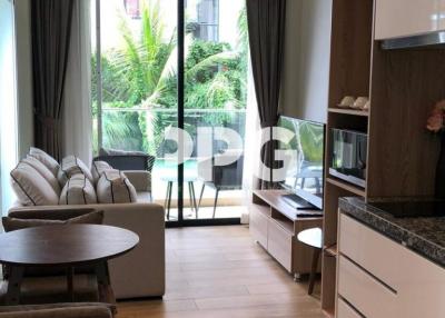 NEAR BOAT AVENUE CHERNG TALAY ONE-BEDROOM APARTMENT