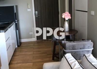 NEAR BOAT AVENUE CHERNG TALAY ONE-BEDROOM APARTMENT