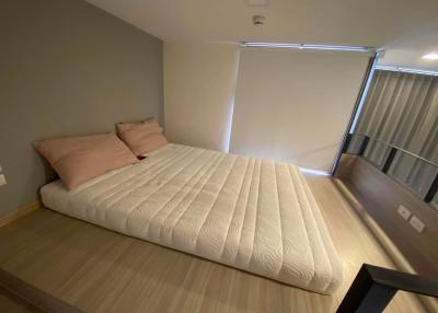 1 bed Duplex in Chewathai Residence Asoke Makkasan Sub District D020192