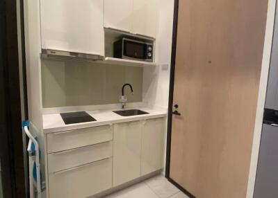 1 bed Duplex in Chewathai Residence Asoke Makkasan Sub District D020192