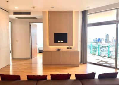 2 bed Condo in Chatrium Residence Riverside Wat Phraya Krai Sub District C017738