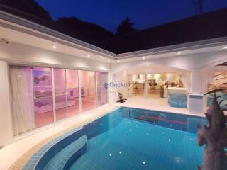 4 Bedrooms House in Jomtien Park Villas Jomtien H009270