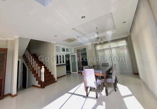 5-Bedrooms House in compound - Nana BTS