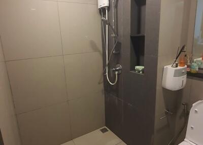 Condo for Sale at The Tree Dindaeng - Ratchaprarop