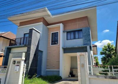 House for Sale in Ban Waen, Hang Dong.