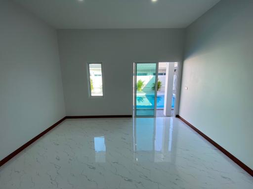 4 Bedroom Pool Villa Soi 102 For Sale