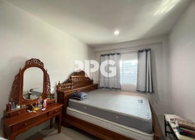 TOWNHOUSE 2 BEDROOMS AT DUANGKAMON VILLAGE