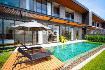 LUXURY VILLA IN CHALONG