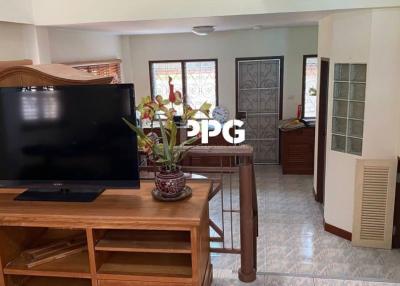 TWO-STOREY TOWNHOUSE IN PATONG