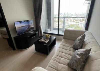 1-BR Condo at Rhythm Sukhumvit 44/1 near BTS Phra Khanong