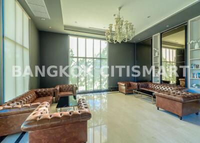 Condo at The Unique Sukhumvit 62/1 for sale