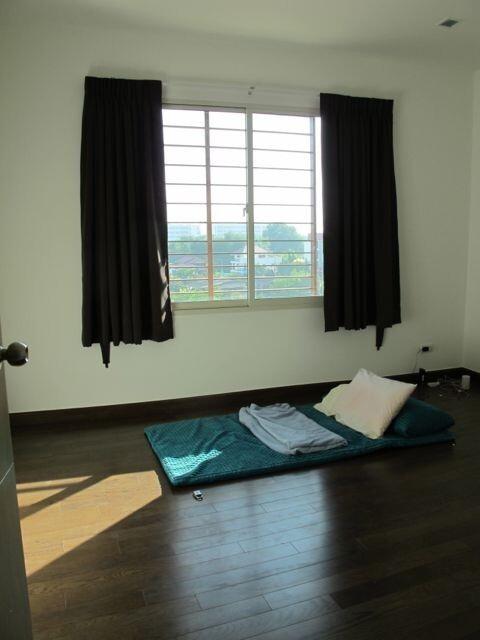 SeaCraze 2 bedroom condo for rent Takiab Hua Hin