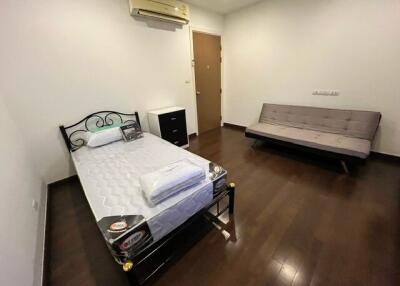 SeaCraze 2 bedroom condo for rent Takiab Hua Hin