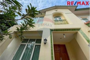 263 Sqm., 3 Beds House listed for ฿ 19,500,000.