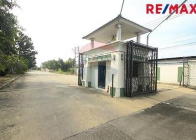 1,220 Sqm. Land listed for ฿ 14,640,000.