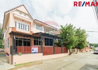 164 Sqm., 5 Beds House listed for ฿ 4,700,000.