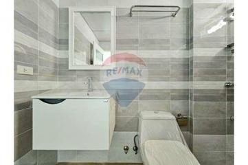 86 Sqm., 2 Beds, 2 Baths Condo listed for ฿ 5,700,000.
