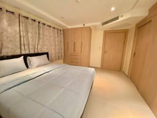 Beautiful 2 bedroom condo in Pratumnak