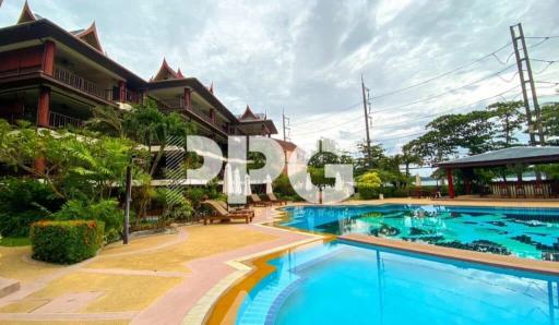 SEAVIEW 2-BEDROOM BEACHFRONT CONDOMINIUM