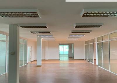 For Rent Bangkok Office Serithai Bueng Kum