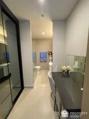 1-BR Condo at Noble Ploenchit near BTS Phloen Chit