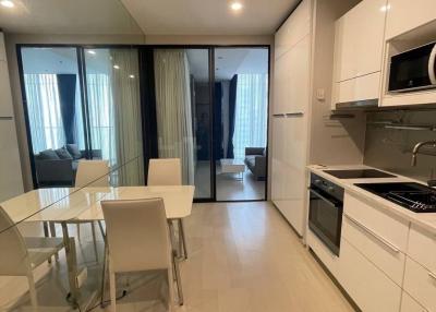 1-BR Condo at Noble Ploenchit near BTS Phloen Chit