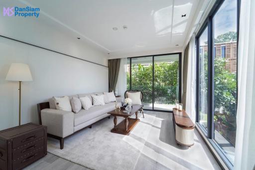Luxury 3-Bed Beachfront Condo at InterContinental Residences Hua Hin