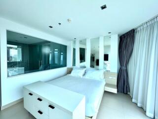 Gorgeous 1 bedroom condo in Pratumnak Hill