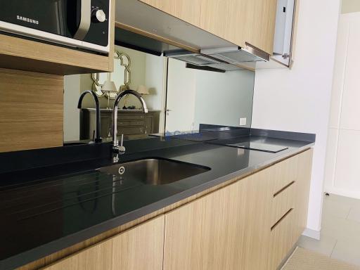 2 Bedrooms Condo in The Zire Wongamat C009098