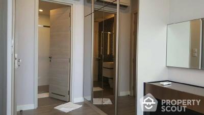 1-BR Condo at The Room Sathorn near BTS Surasak (ID 476518)