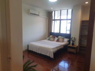 2 bed Condo in Swasdi Mansion Khlong Toei Nuea Sub District C020743
