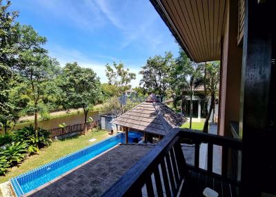 3 Bedrooms House in Horseshoe Point, The Village East Pattaya H010323