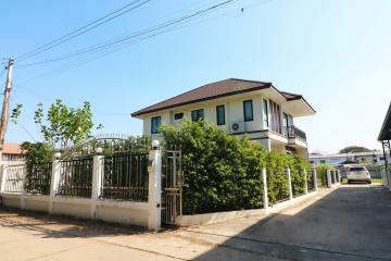 A 2 Level 3 BRM, 3 BTH Home For Sale In Mak Khaeng, Udon Thani, Thailand