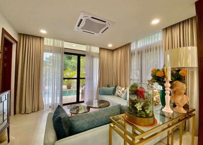 Pool villa 4 bed for sale in Saraphi, Chiang Mai