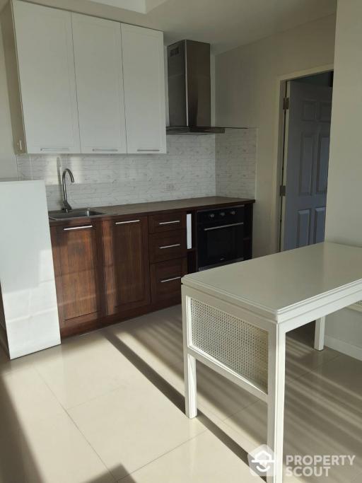 1-BR Condo at Baan Nonsi near BTS Chong Nonsi (ID 435563)