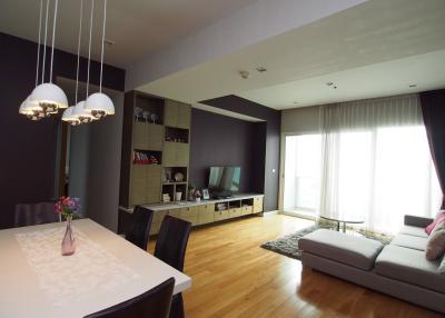 3 bed Condo in Millennium Residence Khlongtoei Sub District C020752