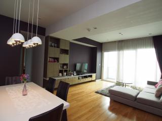 3 bed Condo in Millennium Residence Khlongtoei Sub District C020752