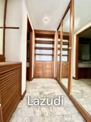 2 Beds 2 Baths 136 SQ.M. Peak  Condominium