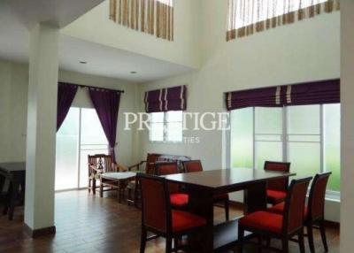 Baan Fah Rimhad – 3+1 Bed 3 Bath in Jomtien PC4239