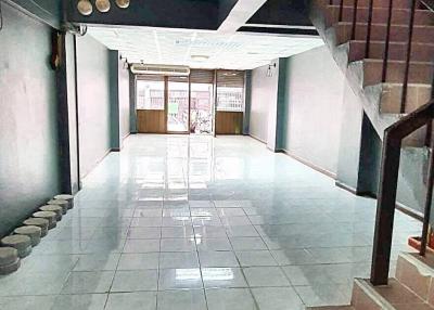 Commercial building for sale/rent in Bangna